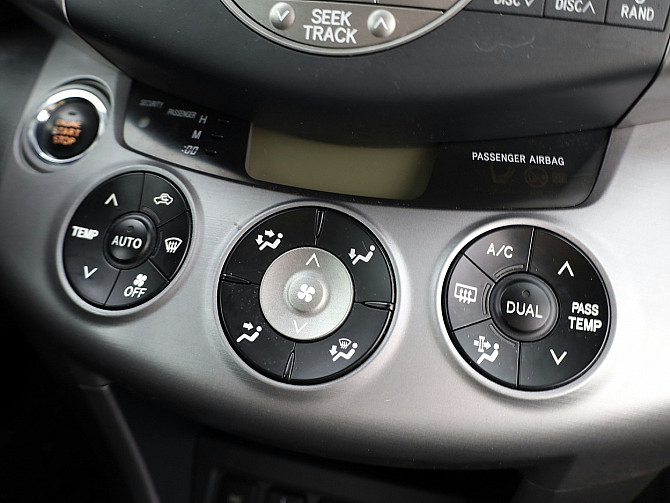 Toyota RAV4 Linea Sol ATM 2.0 112kW Таллин - изображение 8