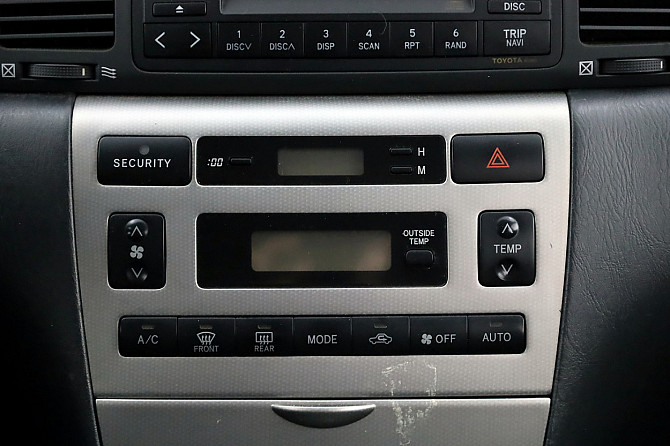 Toyota Corolla Linea Sol Facelift ATM 1.6 81kW Таллин - изображение 8