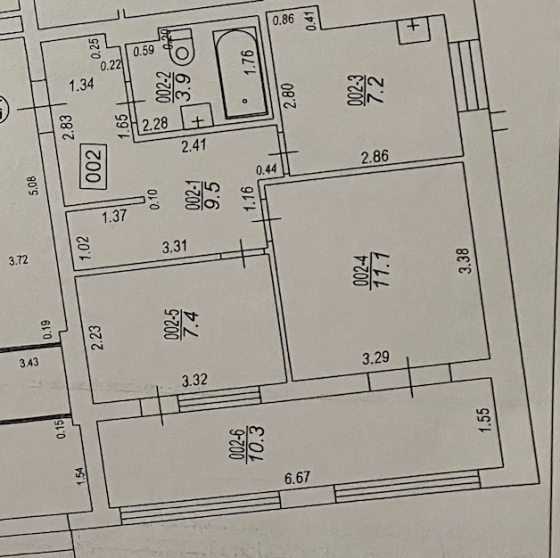 Pārdod 2-istabu dzīvokli, Augstajā 1 stāvā. Ir lodžija Rīga