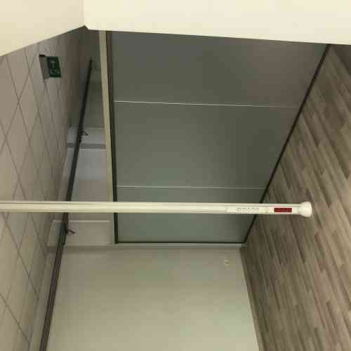 Аренда stock office помещений в районе ВЭФ  + Торговый зал 200м + 2 офисных помещения + Rīga