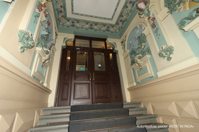 Biroja telpas Klusajā centrā  renovētā un reprezentablā ēkā ar ieeju no Elizabetes ielas Rīga - foto 3