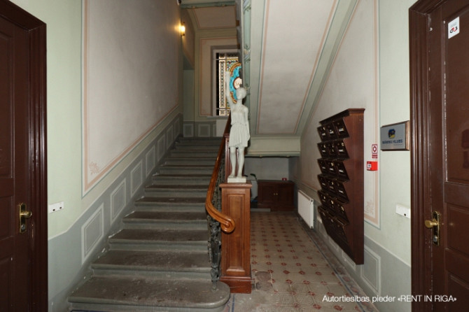 Biroja telpas Klusajā centrā  renovētā un reprezentablā ēkā ar ieeju no Elizabetes ielas Rīga - foto 5