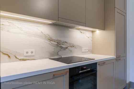 An elegant Art Nouveau building at 7 Ausekļa Street is located in the most prestigious part of the Q Rīga