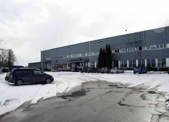 Iznomā nelielu noliktavu 2. stāvā Ķekavā. Durvju ailes izmērs 945*2130mm. Gāzes apkure + skaitītāji  Ķekavas pagasts