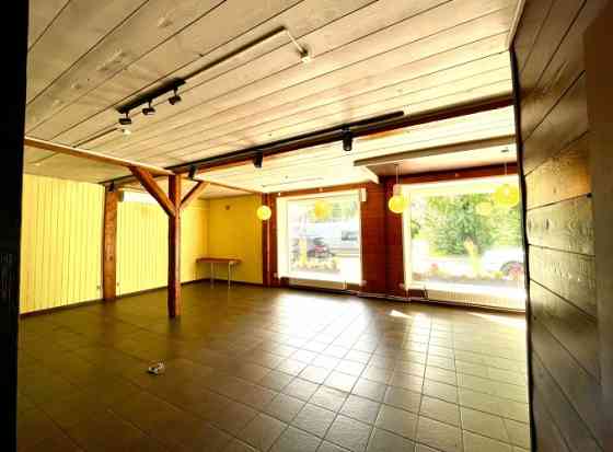 Veikala telpas Iļģuciemā.  Telpām ir pieejamas visas nepieciešamās pilsētas komunikācijas - pilsētas Rīga