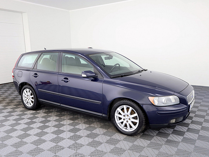 Volvo V50 Momentum 2.0 D4 100kW Таллин - изображение 1
