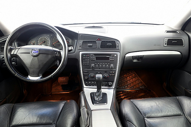 Volvo S60 Summum Facelift ATM 2.5 154kW Tallina - foto 5