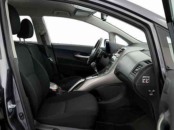 Toyota Auris Linea Sol ATM 1.6 91kW Tallina