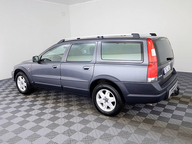 Volvo XC70 Summum Facelift ATM 2.5 154kW Tallina - foto 4