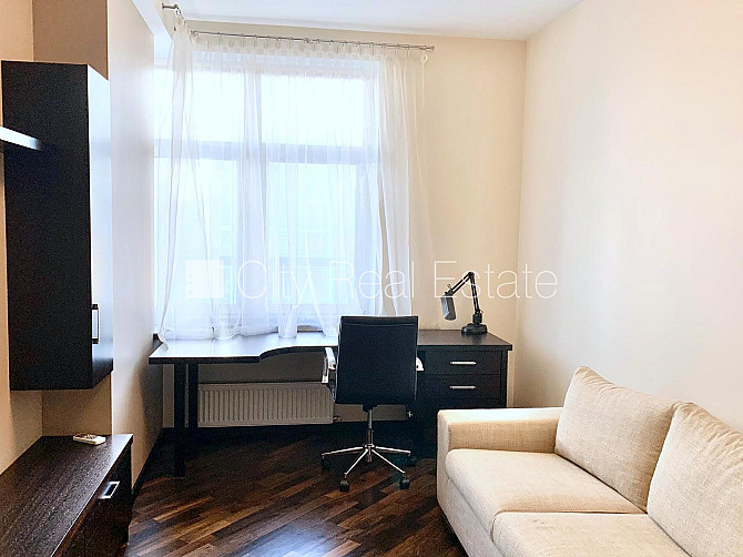 Jaunceltne, labiekārtots apzaļumots pagalms, pazemes autostāvvieta, pagalmā bērnu spēļu Rīga - foto 11