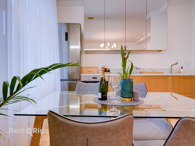 Красивая фасадная квартира в полностью реновированном доме. Квартира полностью Рига - изображение 7