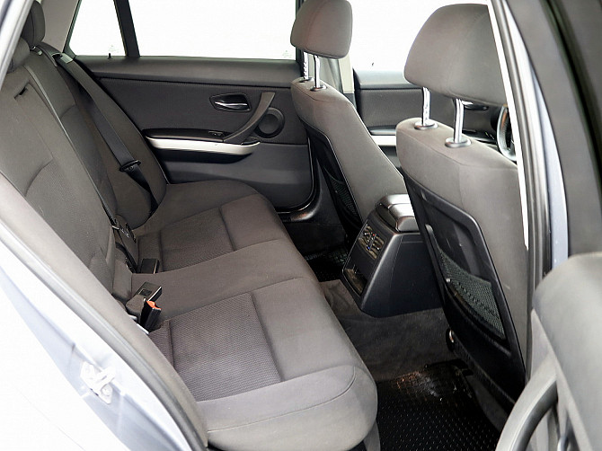 BMW 320 xDrive Facelift ATM 2.0 D 135kW Tallina - foto 7