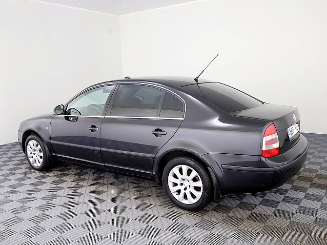 Skoda Superb Comfortline 1.9 TDI 77kW Таллин - изображение 4