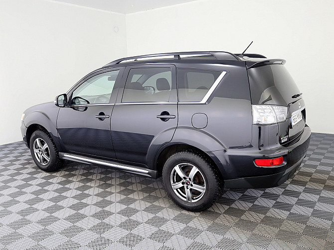 Mitsubishi Outlander Luxury Facelift ATM 2.4 125kW Tallina - foto 4