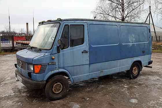 Mercedes-Benz 307D 2.4 D 53kW Tallina