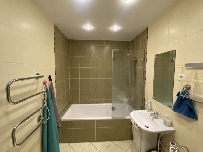 4 istabu dzīvoklis Jaunajā Teikā. Dzīvoklim ir nepieciešams kosmētiskais remonts un virtuves Rīga - foto 8