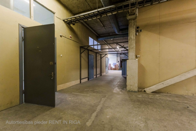 Apsildāmas ražošanas vai noliktavas telpas 2.stāvā.  Ēka celta 1994.gadā pēc somu projekta. Rīga - foto 6