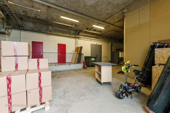 Apsildāmas ražošanas vai noliktavas telpas 2.stāvā.  Ēka celta 1994.gadā pēc somu projekta. Rīga - foto 8