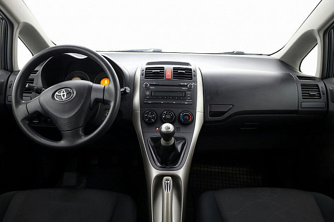 Toyota Auris Linea Sol 1.4 71kW Таллин - изображение 5