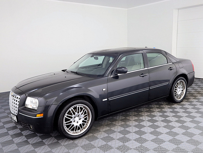 Chrysler 300 C Luxury 3.5 183kW Tallina - foto 2