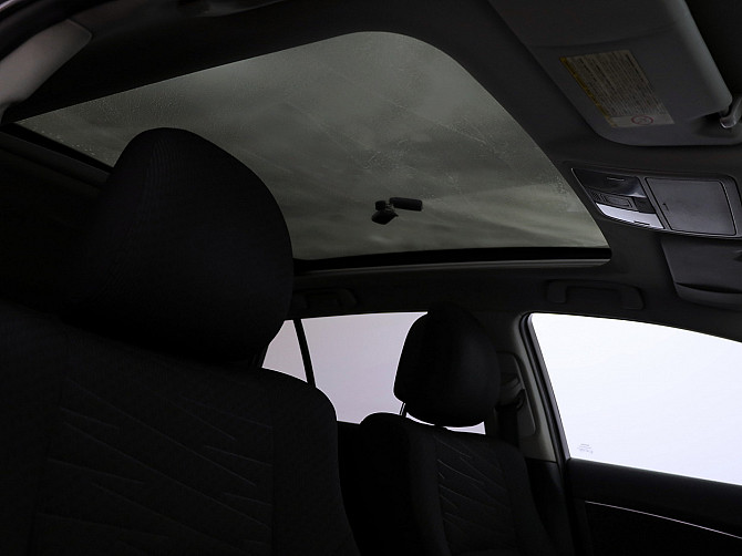 Toyota Avensis Linea Sol 2.0 D-4D 93kW Таллин - изображение 8