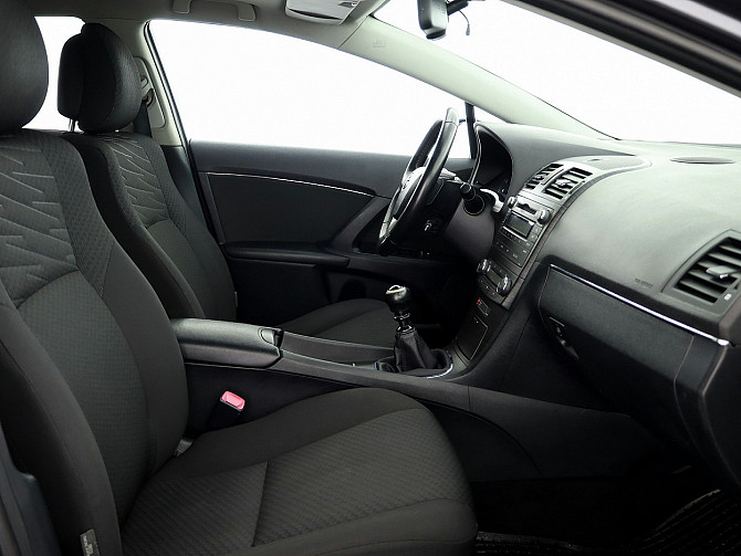 Toyota Avensis Linea Sol 2.0 D-4D 93kW Таллин - изображение 6