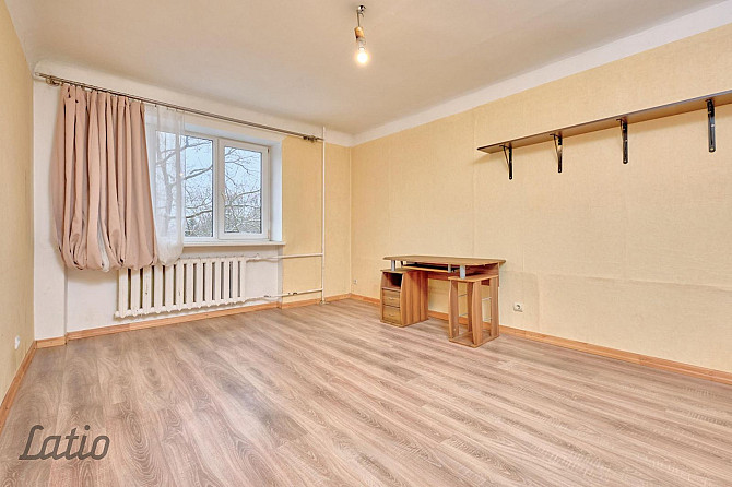 Pārdod  gaišu, dzīvošanai gatavu  1istabas dzīvokli Ziepniekkalnā. Dzīvoklis ar  remontu mainīti log Рига - изображение 1