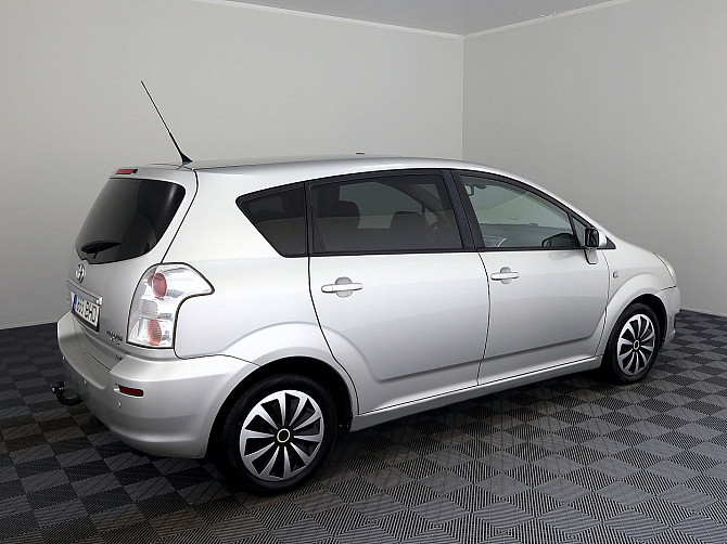 Toyota Corolla Verso Linea Sol Facelift 2.2 D-4D 100kW Таллин - изображение 3