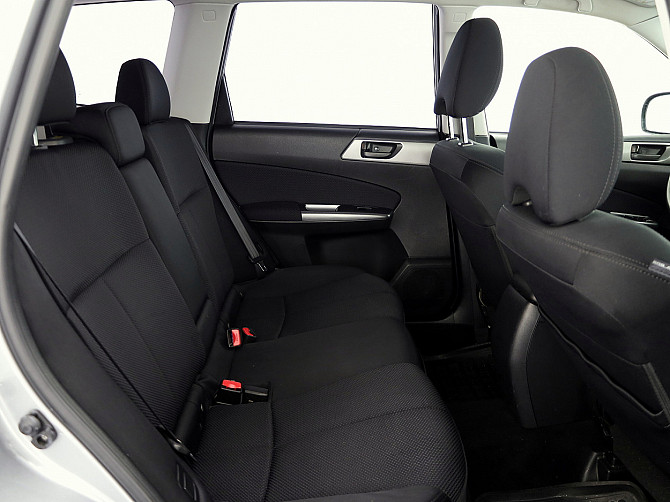 Subaru Forester Comfort ATM 2.0 110kW Таллин - изображение 7