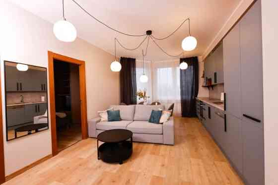 Izīrē gaišu un mājīgu dzīvokli projektā "Duntes ozoli"  Tiek piedāvāts plašs un komfortabls 3 istabu Рига