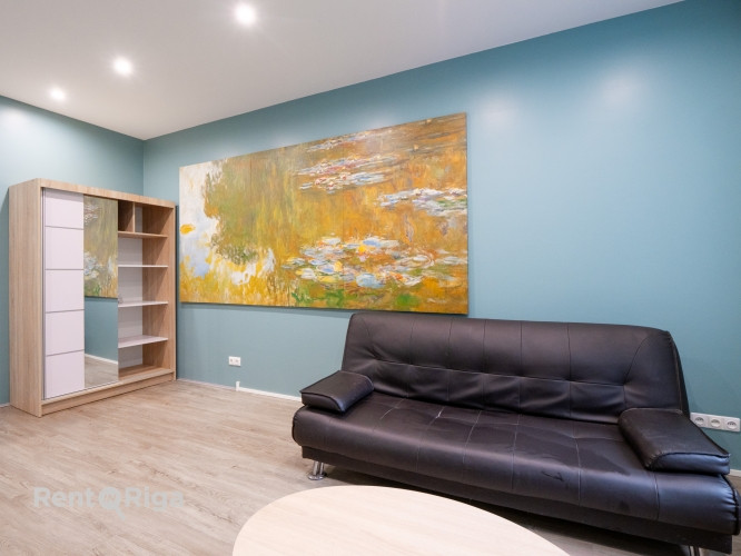 Izīrē 2istabu dzīvokli Rīgas centrā!  Iekļauta autostāvvieta slēgtā pagalmā  iebraukšana Rīga - foto 4