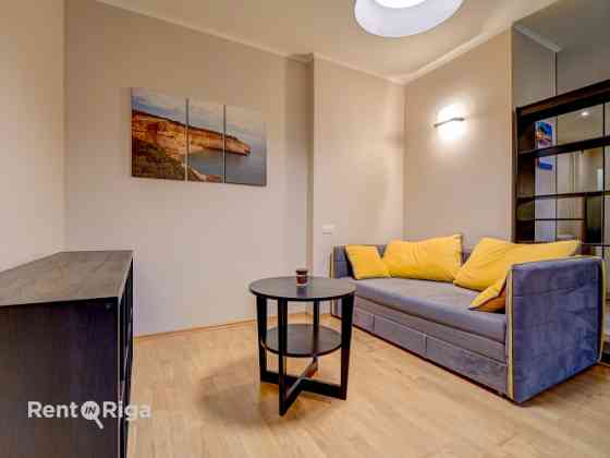 Сдается в долгосрочную аренду 3-комнатная квартира после ремонта с установленной Rīga