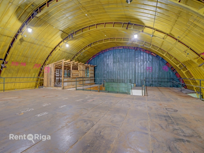 Plašs angārs divos līmeņos blakus SENUKAI  + Kopējā platība ~ 700 m2 + Pirmā stāva Rīga - foto 9