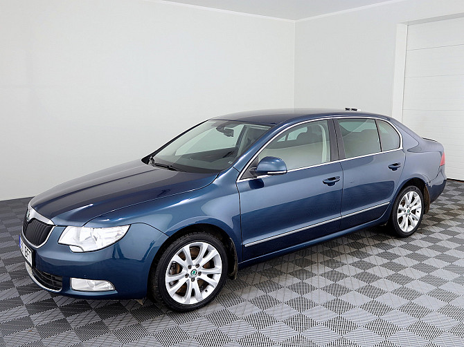 Skoda Superb Highline 4x4 ATM 3.6 191kW Таллин - изображение 2