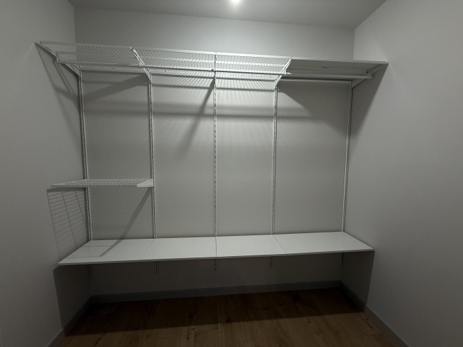 Izīrē pilnībā renovētu 2 istabu dzīvokli!  Ēka ir tikusi pilnībā renovēta- jauns jumts, Rīga - foto 9