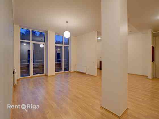 Продаётся 2-комнатная квартира в Валдлаучи!  В стоимость входит подземная Rīga