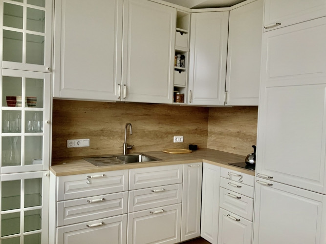 Ekskluzīvs 2-istabu dzīvoklis Bibliotēkas nama ēkā.  Gaišs dzīvoklis ar balkonu un izcilu Rīga - foto 4