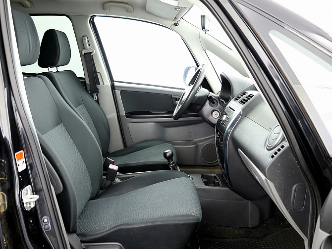 Suzuki SX4 Cross 4x4 1.6 79kW Tallina - foto 6