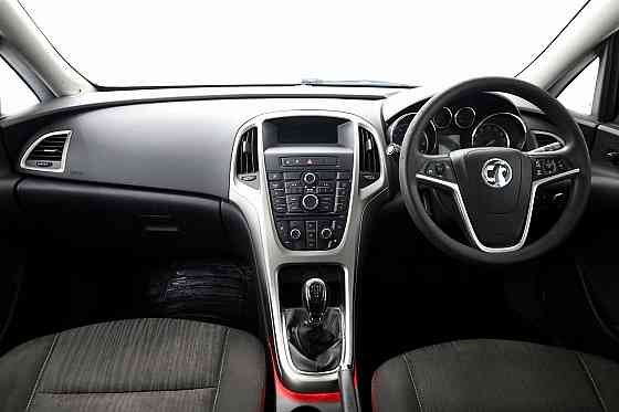 Opel Astra Elegance 1.4 74kW Tallina