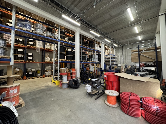 A klases noliktavas telpas Ulmaņa gatvē, pie RIX. Telpas pieejamas no 01.2026.  + 1. stāvs; + Rīga - foto 6