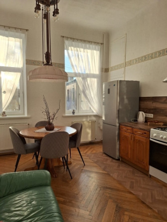 Ilgtermiņa īrei tiek piedāvāts plašs 2 istabu dzīvoklis ar izolētām istabām ar atsevišķu Rīga - foto 6