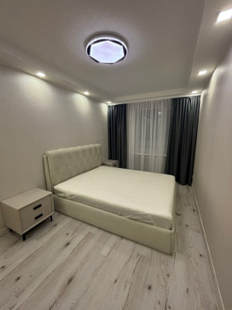 Izīrē gaišu, kvalitatīvi labiekārtotu dzīvokli Klīversalā, līdzās Latvijas Nacionālajai Rīga - foto 6