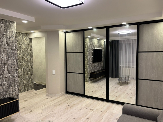 Izīrē gaišu, kvalitatīvi labiekārtotu dzīvokli Klīversalā, līdzās Latvijas Nacionālajai Rīga - foto 3