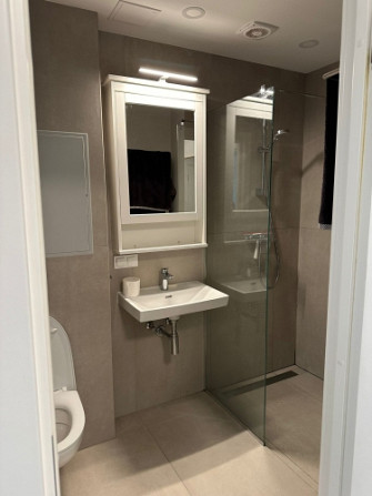 Izīrē 2 istabu dzīvokli jaunajā projektā 