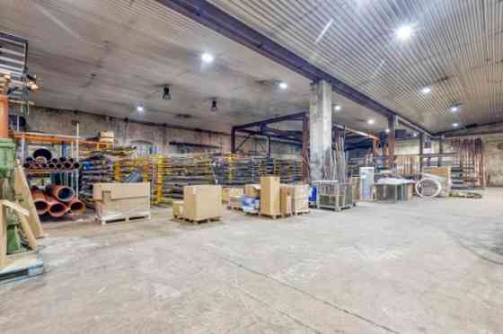 Kapseļu iela 15  коммерческие помещения магазина и склада доступны в аренду с 11.06.2026. Rīga