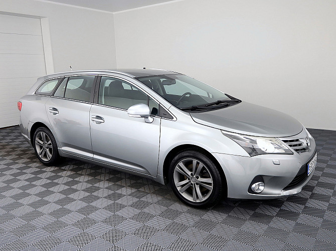 Toyota Avensis Linea Sol Facelift 2.2 D-4D 110kW Tallina - foto 1