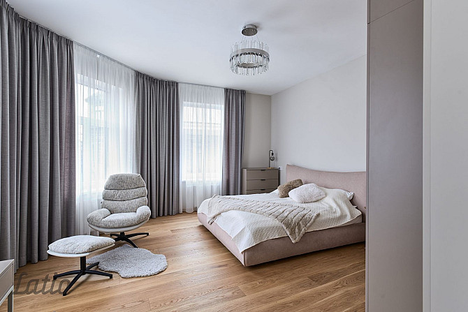 Izīrē ilgtermiņā pilnīgi jaunu 43.7 m2 plašu studijas tipa dzīvokli Klusajā centrā Dzirnavu ielā 17. Рига - изображение 1