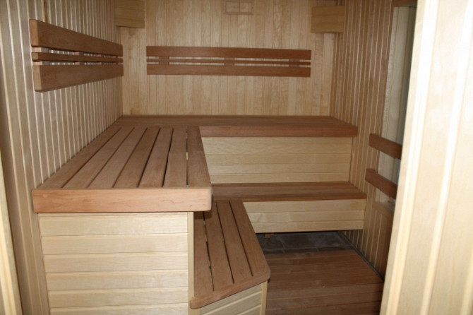 Piedāvājam īrēt mājīgu māju Jūrmalā. + Nožogota, sakopta teritorija, garāžas durvis ar Jūrmala - foto 7