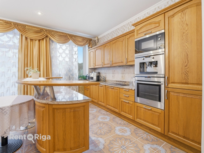 Pārdošanā 3 istabu dzīvoklis ar terasi ainaviskā Baltezera krastā!  Telpu plānojums sastāv Rīga - foto 3