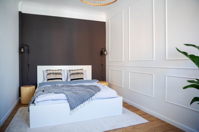 Izīrē gaišu un mājīgu dzīvokli Rīgas centrā!  Plašs dzīvoklis ar augstajiem griestiem lieliskā vietā Рига - изображение 9